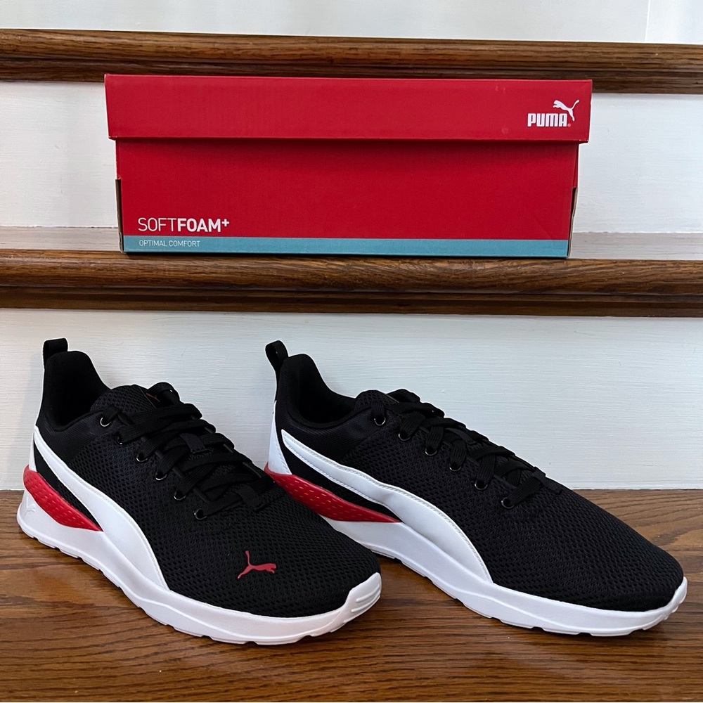 PUMA Men's Anzarun Lite Sneakers Men’s Size 9 NIB